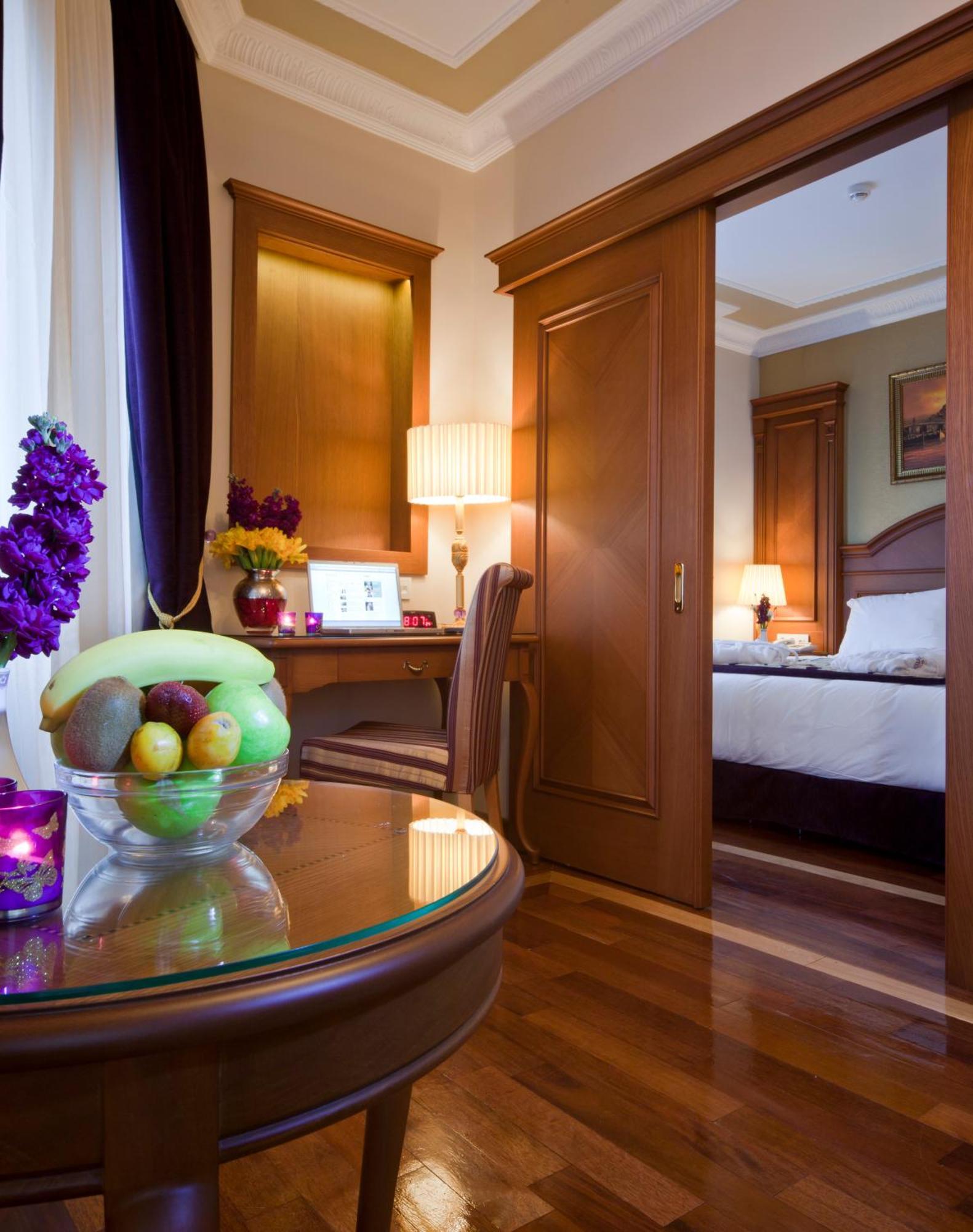 Glk Premier Acropol Suites & Spa Истанбул Екстериор снимка